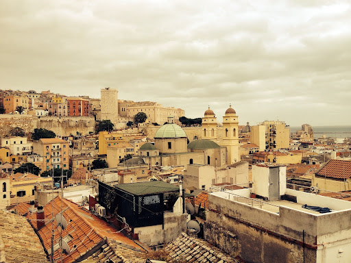 Vista dall'alto del centro storico di Cagliari, Sardegna